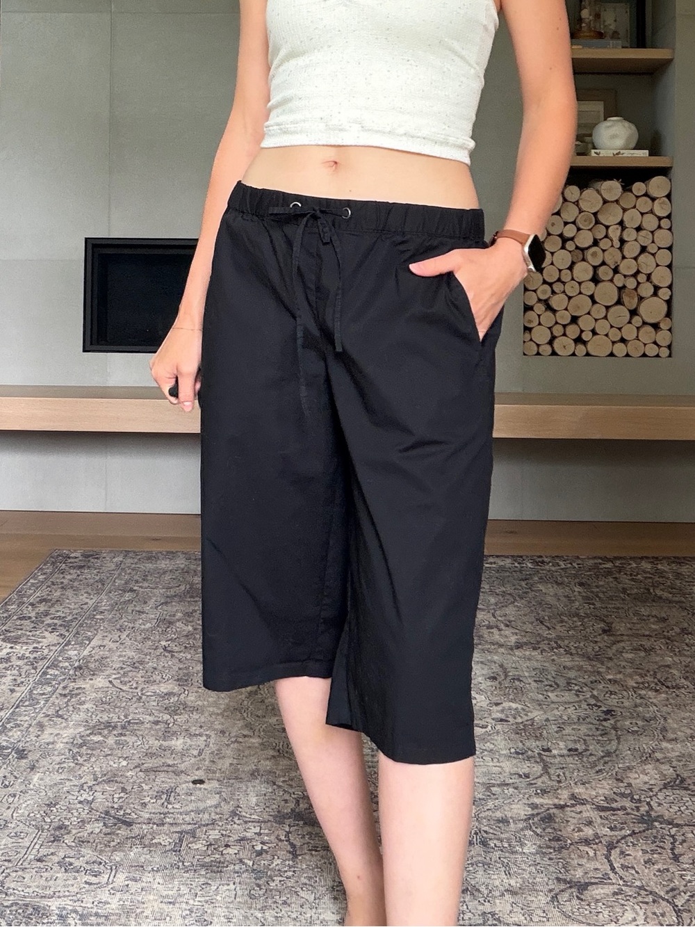 Eileen fisher Black Bermuda shorts small low mid rise